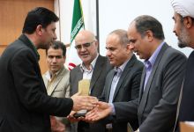 گزارش تصویری از مراسم تقدیر از کارمند نمونه در دانشگاه صنعتی شاهرود